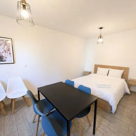 10 Minutes A Pied De La - 4 Voyageurs Apartment *